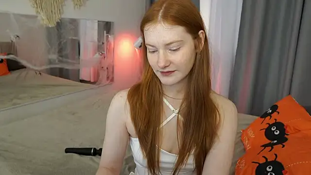 Snapshot of FiaMoor chatting on October 24, 2025, 11:53 am FiaMoor online show from October 24, 2025, 11:53 am