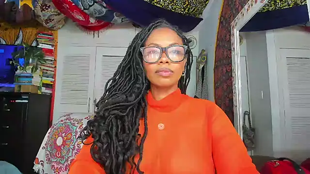 Snapshot of ElizaGrey_ chatting on October 31, 2025, 10:49 pm ElizaGrey online show from October 31, 2025, 10:49 pm