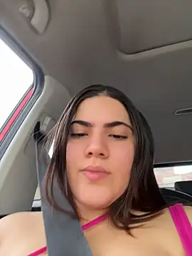 Valenhillxh online show from July 4, 2026, 4:33 pm