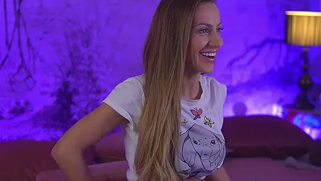 YamiraKim online show from February 26, 2026, 7:25 pm