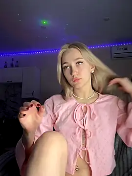 Good  Girl  online show from October 23, 2025, 5:44 pm