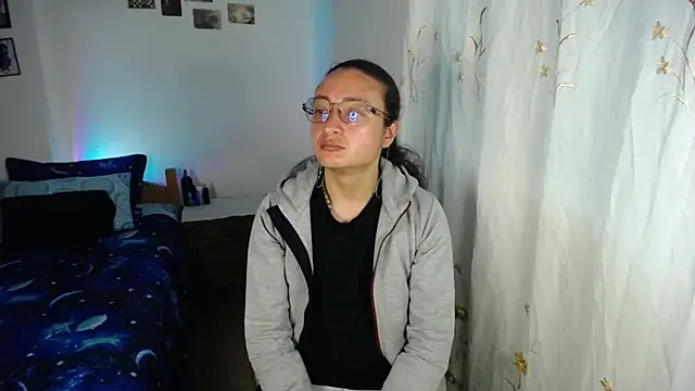 Snapshot of monkeywillwhite chatting on February 13, 2026, 3:06 am monkeywillwhite online show from February 13, 2026, 3:06 am