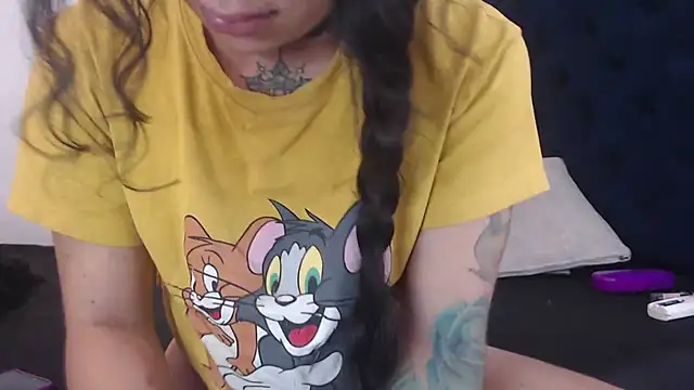 Snapshot of queenofwetqueens chatting on November 14, 2025, 4:43 pm queenofwetqueens online show from November 14, 2025, 4:43 pm