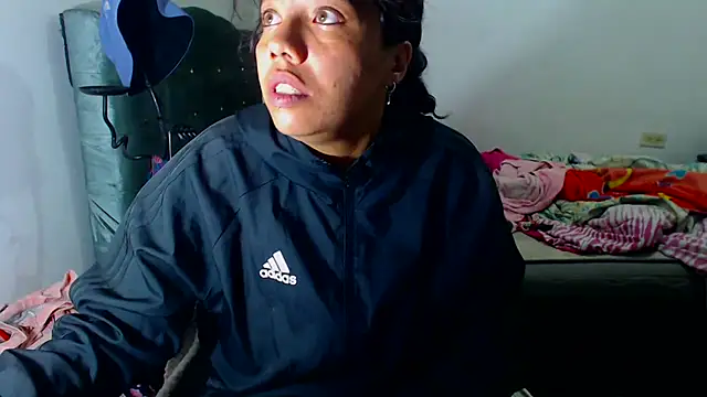Snapshot of AmaraRoberts420 chatting on December 17, 2025, 8:25 pm AmaraRoberts420 online show from December 17, 2025, 8:25 pm