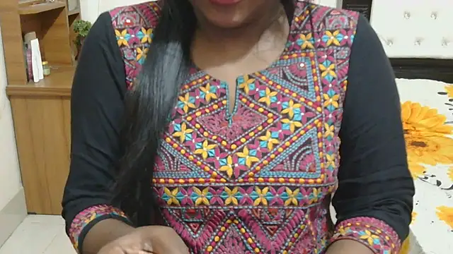 Snapshot of esita_1212 chatting on December 18, 2025, 2:38 am esita 1212 online show from December 18, 2025, 2:38 am