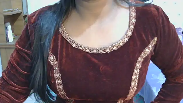 Snapshot of esita_1212 chatting on January 9, 2026, 2:18 am esita 1212 online show from January 9, 2026, 2:18 am