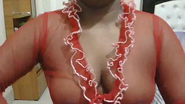 Snapshot of esita_1212 chatting on February 2, 2026, 1:54 pm esita 1212 online show from February 2, 2026, 1:54 pm