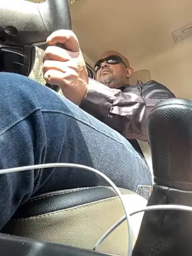 Snapshot of Dick_6inches chatting on February 21, 2026, 5:31 am Dick 6inches online show from February 21, 2026, 5:31 am