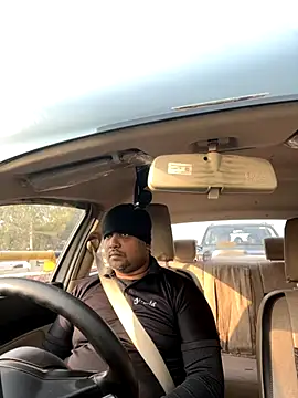 Snapshot of Dick_6inches chatting on November 18, 2025, 3:32 am Dick 6inches online show from November 18, 2025, 3:32 am