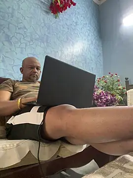 Snapshot of Dick_6inches chatting on February 26, 2026, 2:55 am Dick 6inches online show from February 26, 2026, 2:55 am