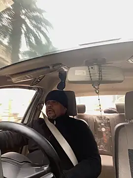 Snapshot of Dick_6inches chatting on January 15, 2026, 3:21 am Dick 6inches online show from January 15, 2026, 3:21 am