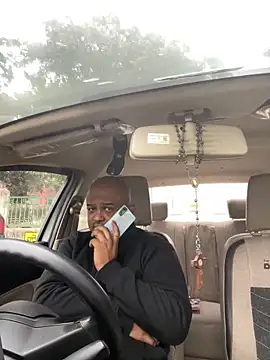 Snapshot of Dick_6inches chatting on December 21, 2025, 3:41 am Dick 6inches online show from December 21, 2025, 3:41 am