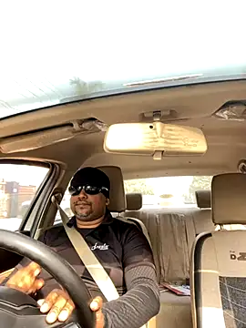 Snapshot of Dick_6inches chatting on November 19, 2025, 4:45 am Dick 6inches online show from November 19, 2025, 4:45 am