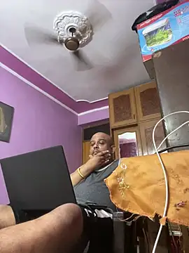 Snapshot of Dick_6inches chatting on July 8, 2026, 1:56 pm Dick 6inches online show from July 8, 2026, 1:56 pm