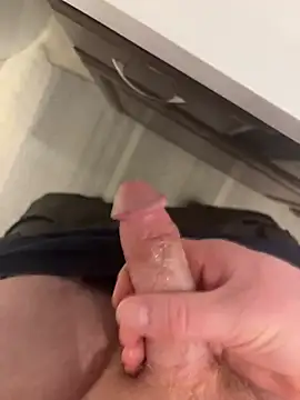 madman11222 online show from March 11, 2025, 5:35 am