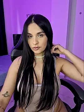 Snapshot of heyshaa chatting on March 21, 2025, 8:29 pm heyshaa online show from March 21, 2025, 8:29 pm