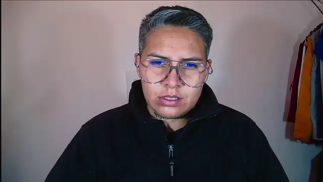 Yessi rousse online show from November 14, 2025, 11:58 am