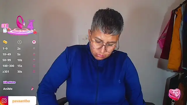 Yessi rousse online show from November 11, 2025, 10:21 am