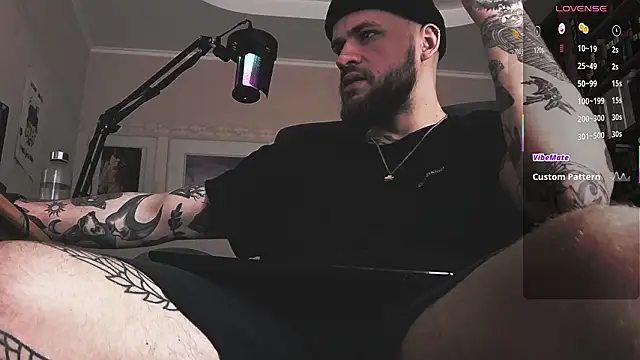 Snapshot of FindomJason chatting on January 18, 2026, 11:46 am FindomJason online show from January 18, 2026, 11:46 am