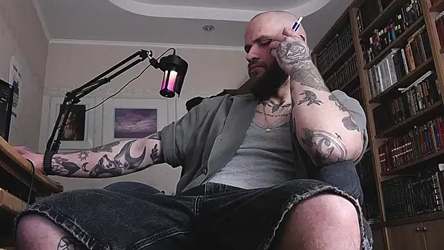 Snapshot of FindomJason chatting on May 12, 2026, 10:21 am FindomJason online show from May 12, 2026, 10:21 am