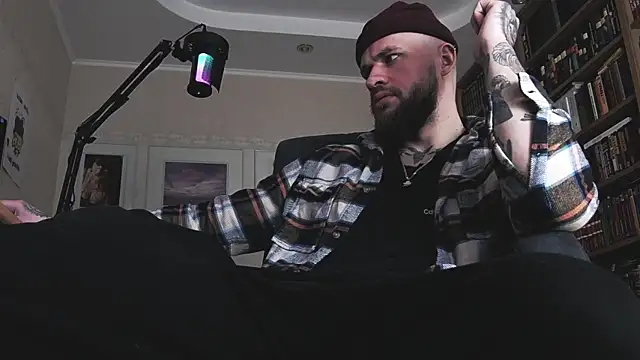 Snapshot of FindomJason chatting on February 12, 2026, 10:26 am FindomJason online show from February 12, 2026, 10:26 am