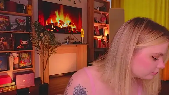 Hottie Jane online show from May 10, 2026, 10:41 am