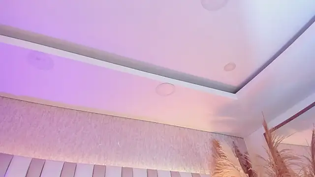 Rebeca jones online show from March 6, 2026, 12:55 pm