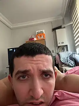 Snapshot of strange6696 chatting on January 31, 2025, 6:24 am strange6696 online show from January 31, 2025, 6:24 am