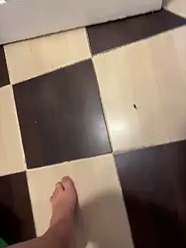 Snapshot of strange6696 chatting on March 21, 2025, 9:45 am strange6696 online show from March 21, 2025, 9:45 am