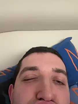 Snapshot of strange6696 chatting on March 7, 2025, 11:07 am strange6696 online show from March 7, 2025, 11:07 am