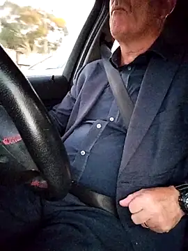 stiffandlubedxh online show from March 30, 2026, 8:21 pm