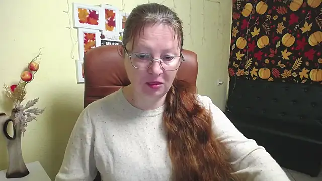 Snapshot of VanessaHotts chatting on November 21, 2025, 6:12 am VanessaHotts online show from November 21, 2025, 6:12 am
