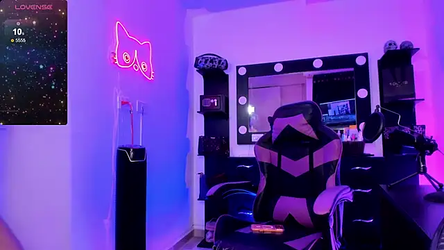 miss kitty online show from March 30, 2026, 12:56 am