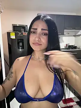 Valery soto  online show from April 2, 2026, 7:09 pm