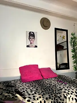 Snapshot of lonely_shewolf chatting on January 7, 2026, 8:47 pm lonely shewolf online show from January 7, 2026, 8:47 pm