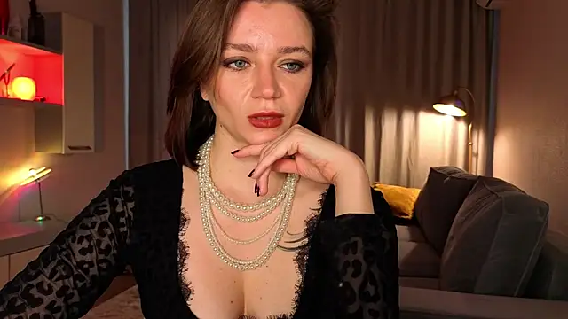 Snapshot of Shadow_Passion chatting on May 14, 2026, 7:05 am Shadow Passion online show from May 14, 2026, 7:05 am