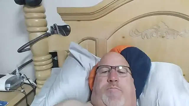 Snapshot of Bigbear0563 chatting on March 2, 2026, 4:14 pm Bigbear0563 online show from March 2, 2026, 4:14 pm