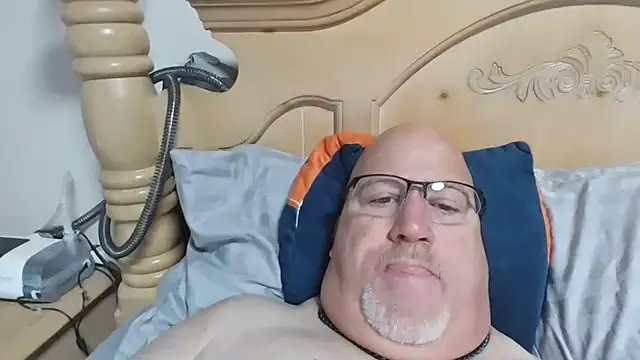 Bigbear0563 online show from April 2, 2026, 2:02 pm