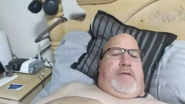 Snapshot of Bigbear0563 chatting on November 20, 2025, 4:51 pm Bigbear0563 online show from November 20, 2025, 4:51 pm