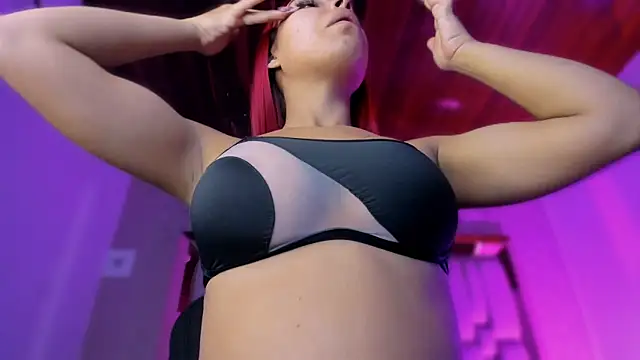 Snapshot of Emmily_Savage chatting on November 8, 2025, 10:41 am Emmily Savage online show from November 8, 2025, 10:41 am