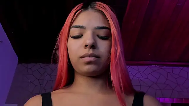 Snapshot of Emmily_Savage chatting on February 10, 2026, 11:53 am Emmily Savage online show from February 10, 2026, 11:53 am