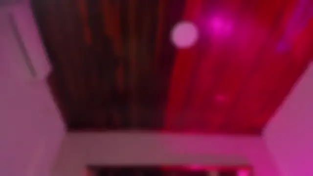 Snapshot of Emmily_Savage chatting on October 31, 2025, 12:02 pm Emmily Savage online show from October 31, 2025, 12:02 pm