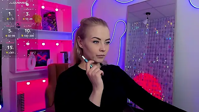 StephanieSweety online show from February 17, 2026, 5:21 pm