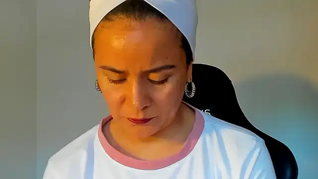 Snapshot of Sami_Hotie1 chatting on November 4, 2025, 9:29 pm Sami Hotie1 online show from November 4, 2025, 9:29 pm