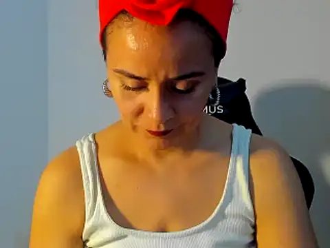 Snapshot of Sami_Hotie1 chatting on March 17, 2025, 8:30 pm Sami Hotie1 online show from March 17, 2025, 8:30 pm