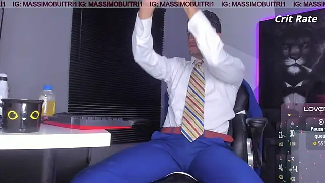 Snapshot of massimo_g chatting on November 17, 2025, 11:53 pm massimo g online show from November 17, 2025, 11:53 pm