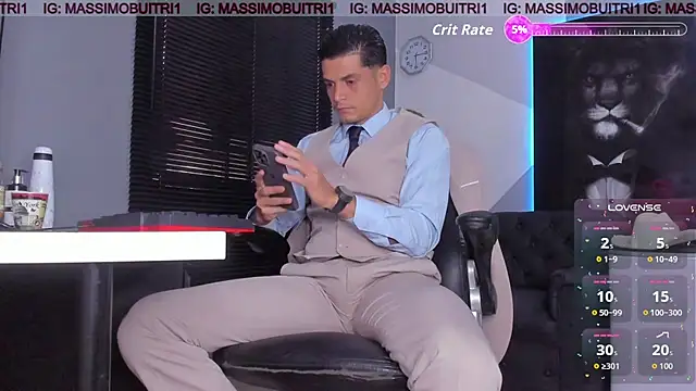 Snapshot of massimo_g chatting on October 23, 2025, 9:35 pm massimo g online show from October 23, 2025, 9:35 pm