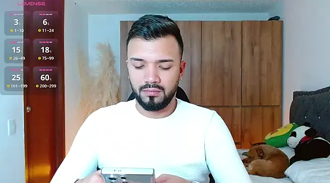 mathew vidal1 online show from December 5, 2024, 5:54 am