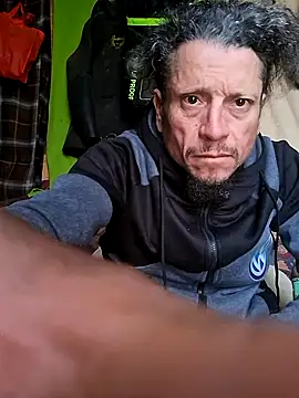 pauloandres online show from October 22, 2025, 10:08 pm