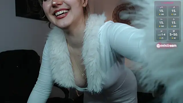 Crystal-dreamt online show from March 10, 2026, 1:59 pm